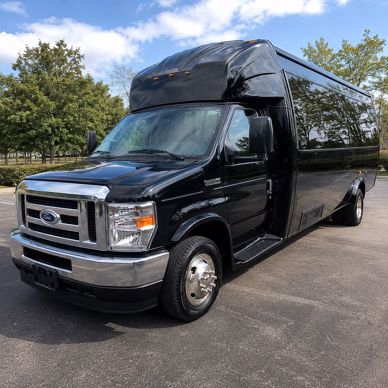 15 Passenger Party Bus Exterior