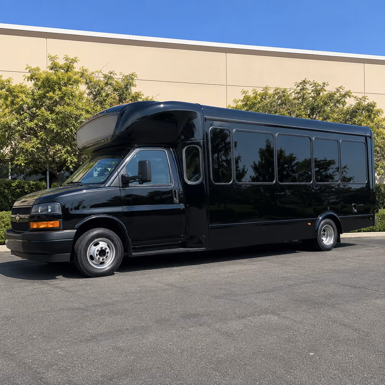 Kennewick Birthday, Sweet 16, & Quinceañera Party Bus Rentals