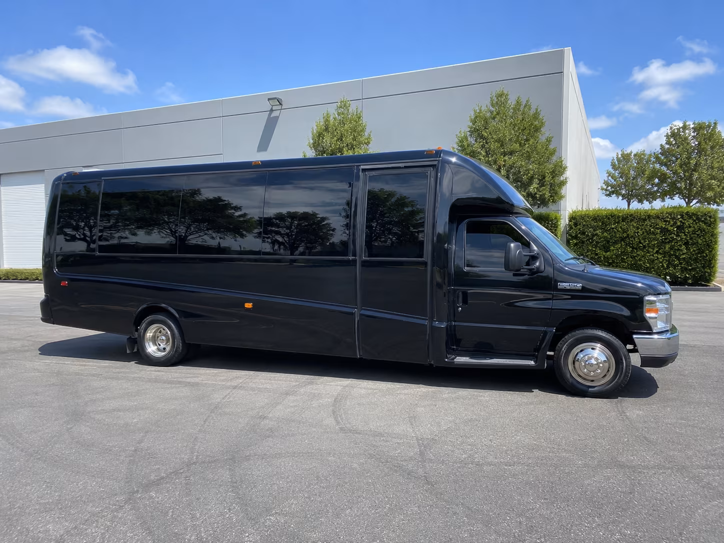 Kennewick Homecoming & Prom Party Bus Rentals