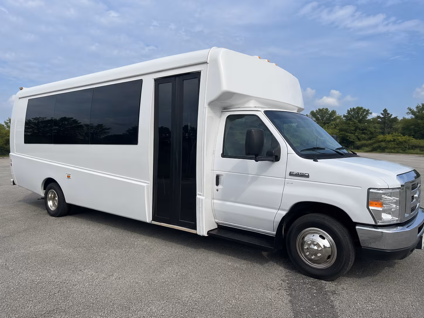 Spokane Birthday, Sweet 16, & Quinceañera Transportation party bus exterior