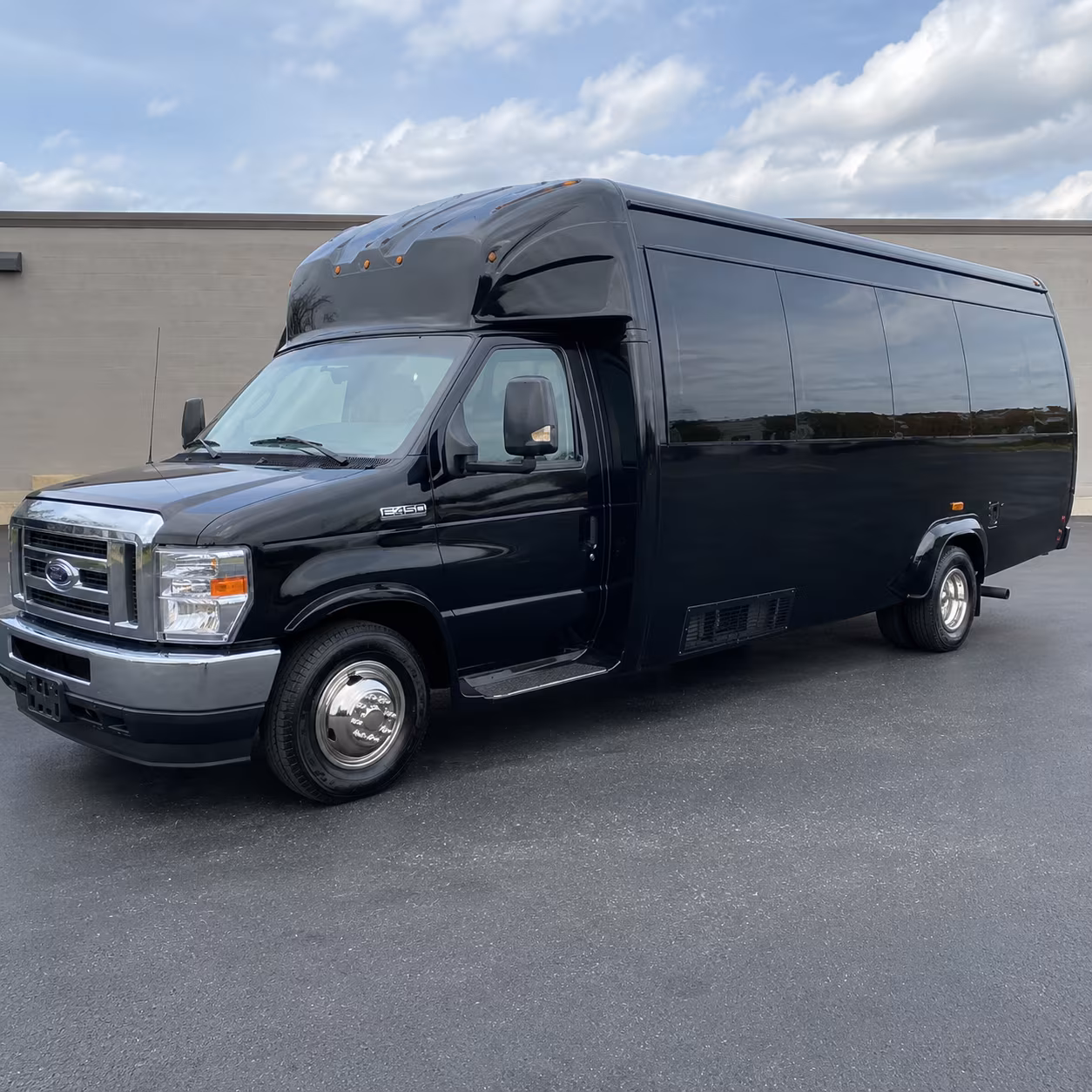 Spokane Birthday, Sweet 16, & Quinceañera Transportation group transportation
