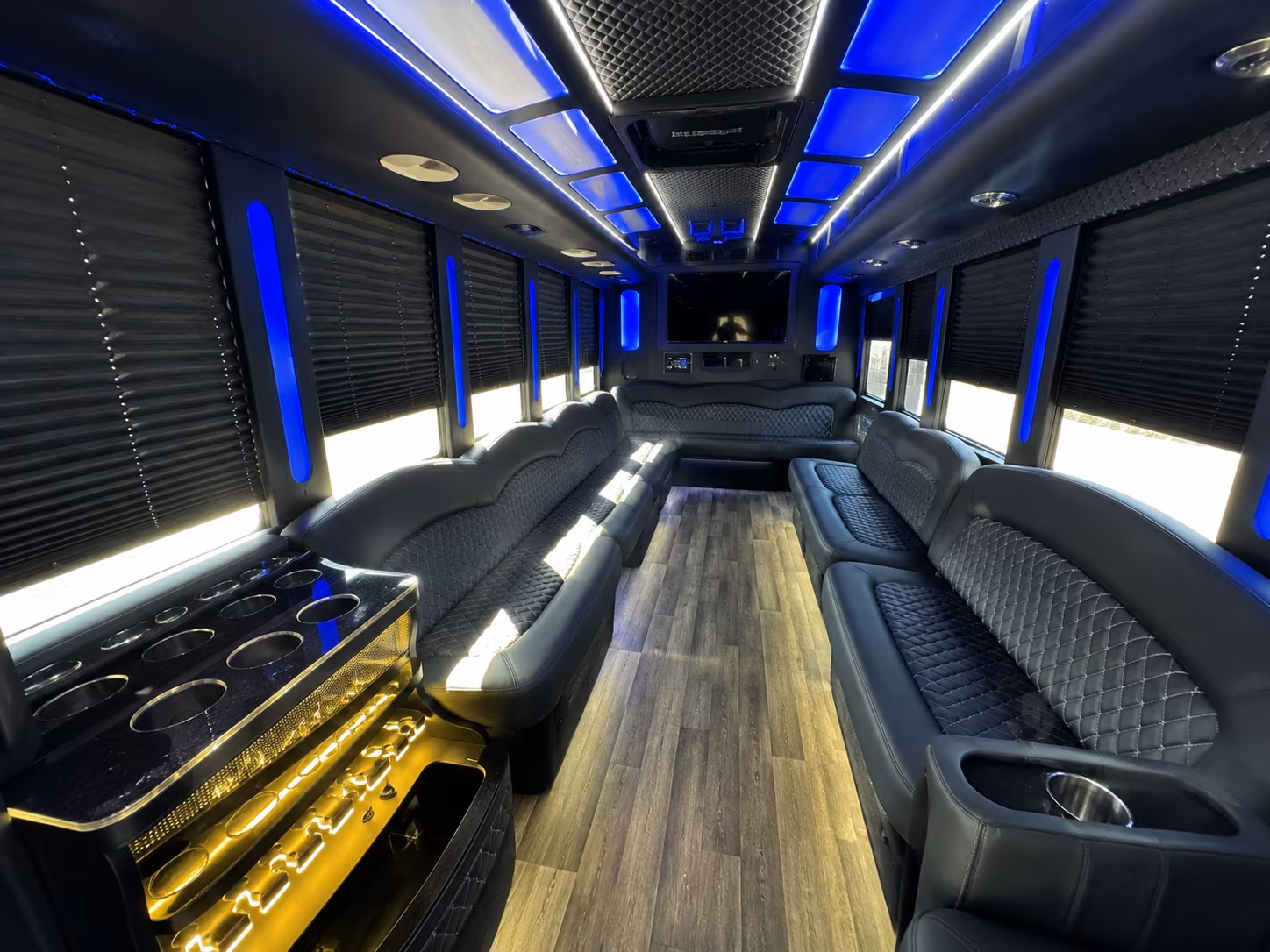 Spokane Winery Tour & Pub Crawl Transportation party bus exterior
